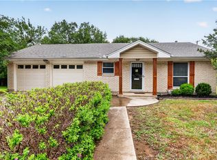 2319 Carter Creek Pkwy, Bryan, TX 77802