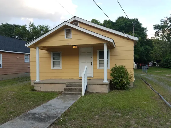 (undisclosed Address), Fayetteville, NC 28306