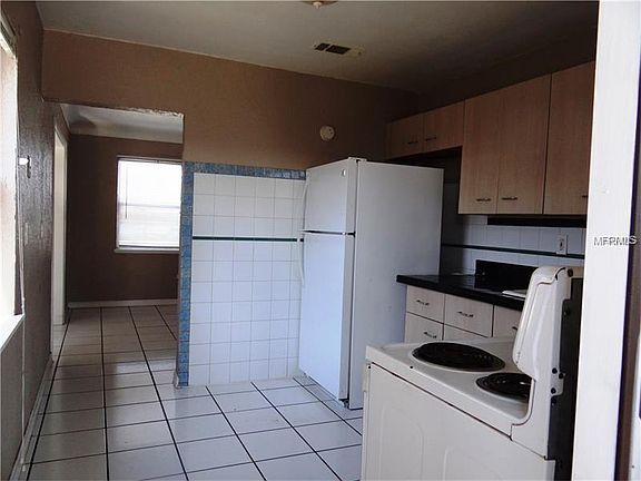 4th image of 4916 18th Ave S