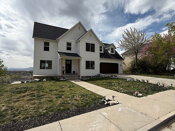 3rd image of 965 N 800th St E