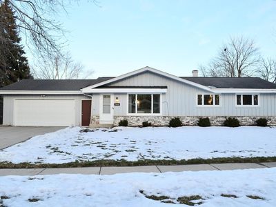 7424 South Chapel DRIVE, Oak Creek, WI, 53154