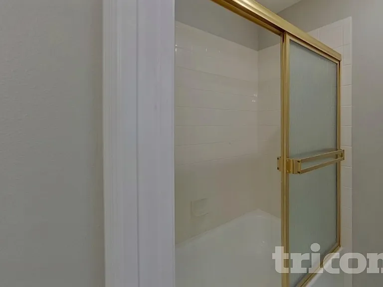 1815 Honeydew Ct — Photo 21