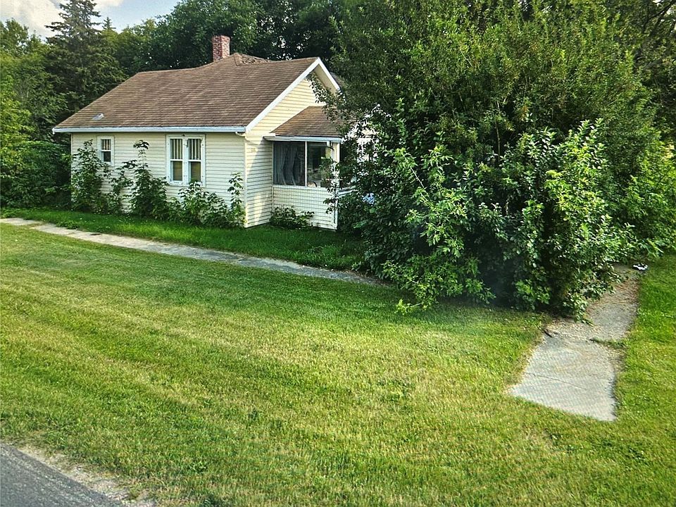1st image of 600 3rd Avenue