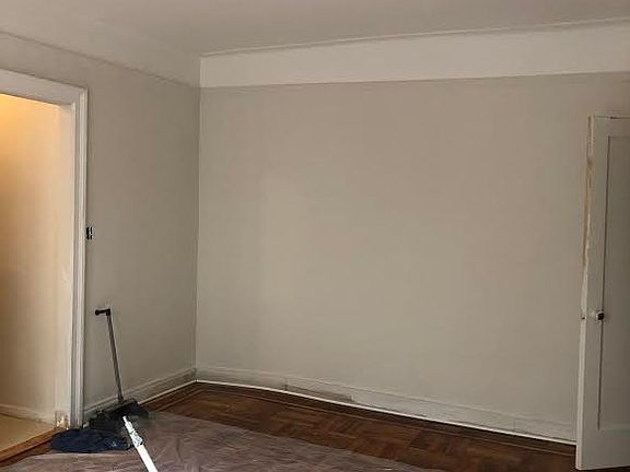 2nd image of 56 Bennett Ave #6EE