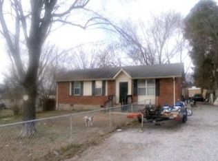 107 Elm St, Ashland City, TN 37015