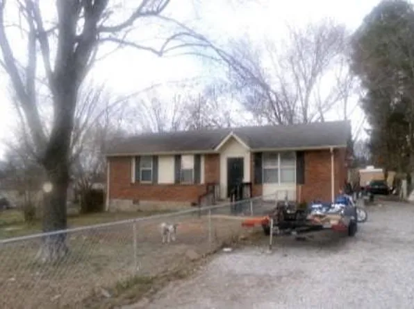 107 Elm St, Ashland City, TN 37015