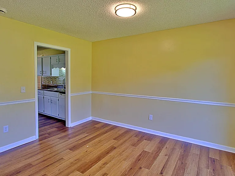 205 Tempest Ln — Photo 5