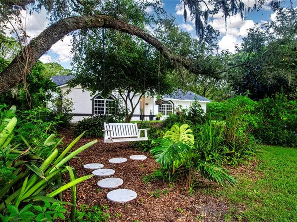 3111 Arrowsmith Rd, Wimauma, FL 33598