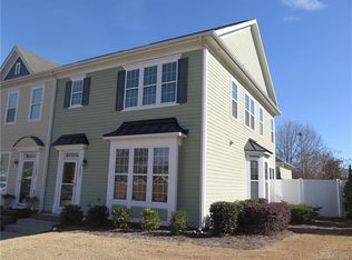 1027 White Point Dr, Huntersville, NC 28078
