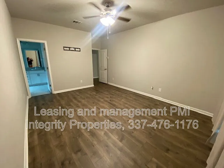 616 Vert Dr — Photo 4