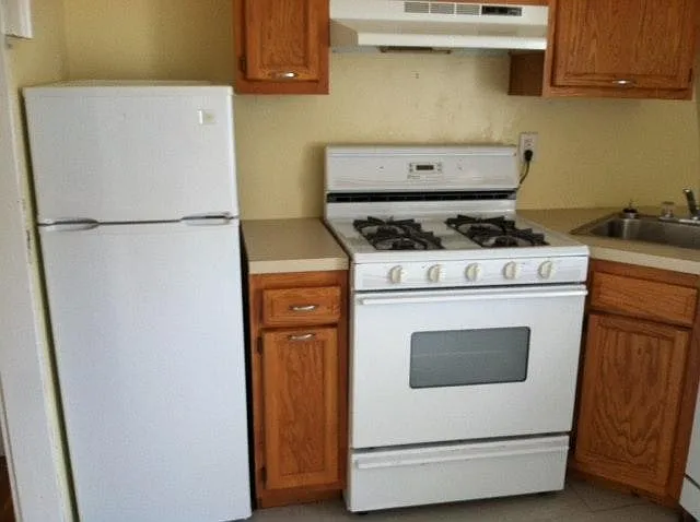 135 Galen St #3 — Photo 2