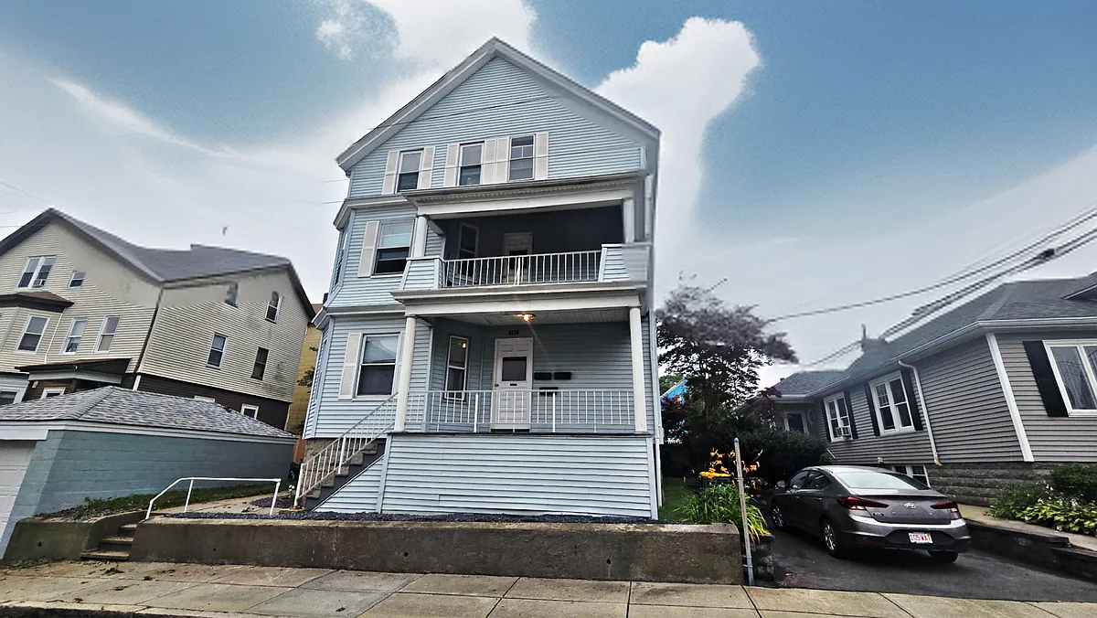 Building Photo - 181 Foster St #2