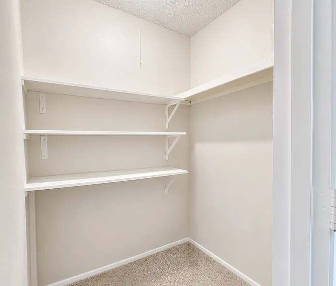 2709 Hidden Lake Blvd #C — Photo 15