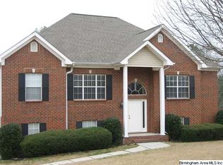 144 Sterling Gate Dr, Alabaster, AL 35007