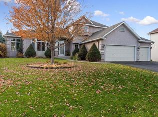 3049 Hawk Ridge Rd NW, Prior Lake, MN 55372