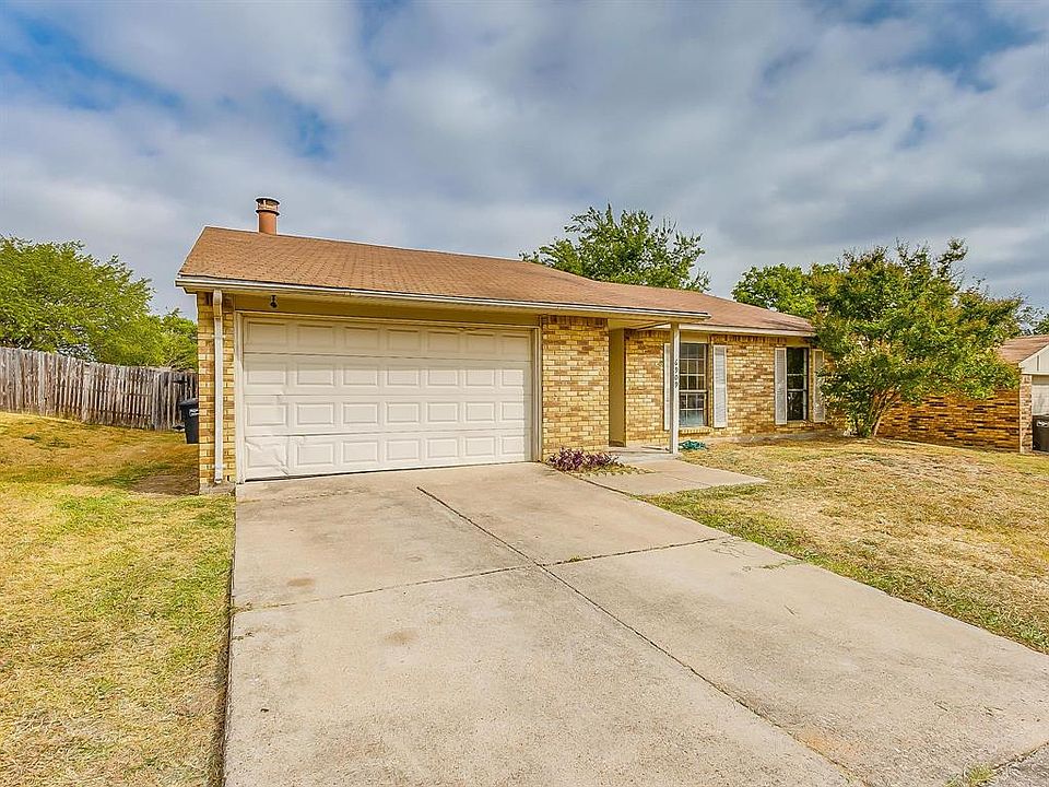 1st image of 6909 Misty Glen Ct