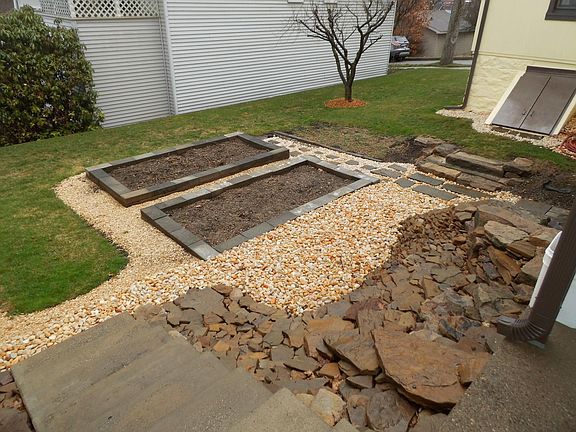 5th image of 208 Adams Ave