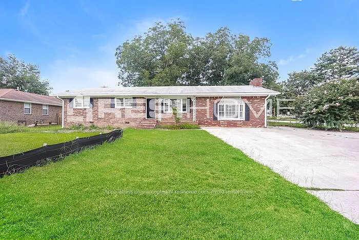 6285 Mount Zion Blvd — Photo 1