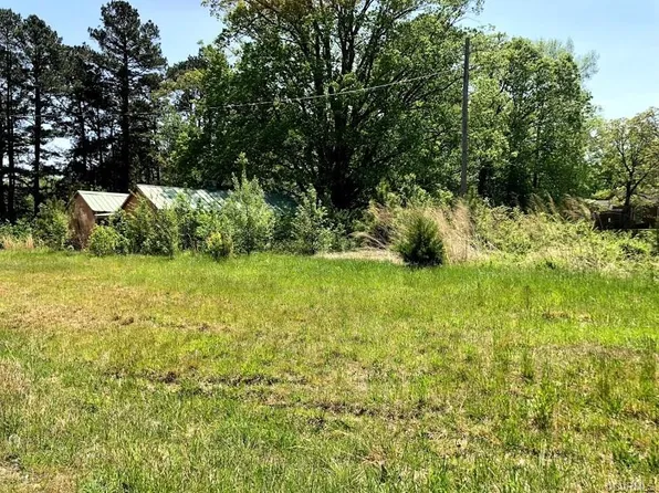 7794 Dry Bread Rd, Lawrenceville, VA 23868