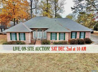 105 Morning Dove Dr, Huntsville, AL 35811