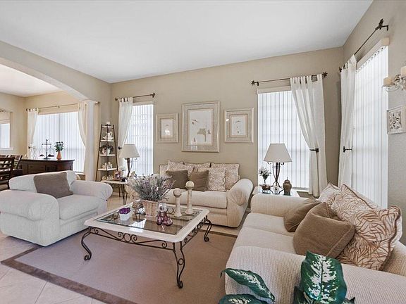 5th image of 4474 Mariners Cove Dr