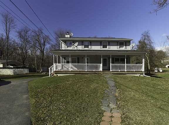 2nd image of 9 Campbell Dr #2