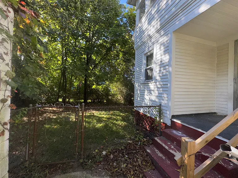 10006 Pierpont Ave — Photo 39