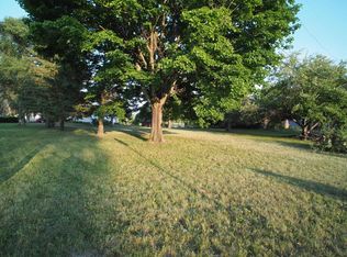 765 Kathryn Ct, Watertown, WI 53098