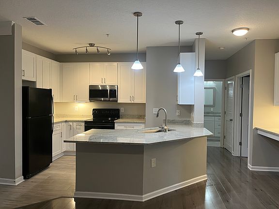 Newly renovated kitchen and built-in study desk area