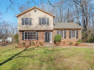 11241 Hallmark Dr, Matthews, NC 28105