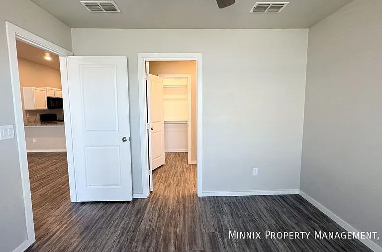 2104 N Avenue J #A — Photo 11