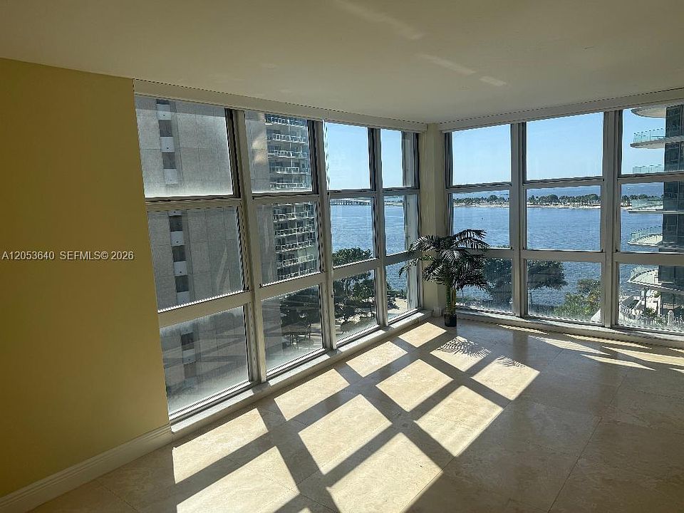 1st image of 145 SE 25th Rd APT 1003