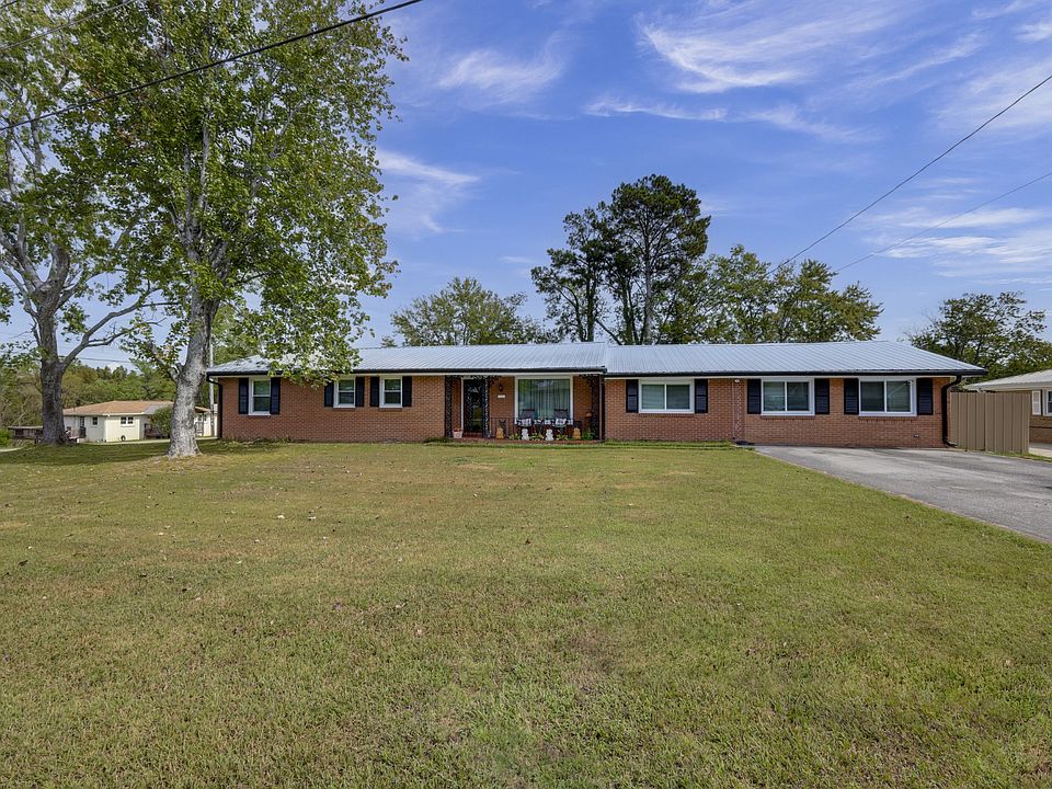 1st image of 1019 Primrose Dr
