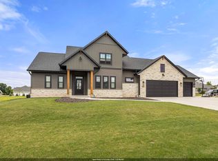 4295 N Bountiful Ln, Appleton, WI 54913
