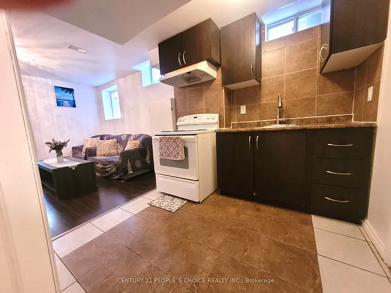 40 Palm Tree Rd #BASMT — Photo 7
