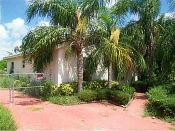2nd image of 4392 Brentwood Ct