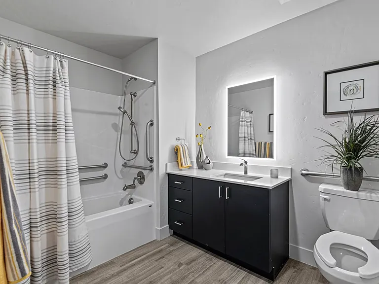 The Eliana Apartments — Photo 16