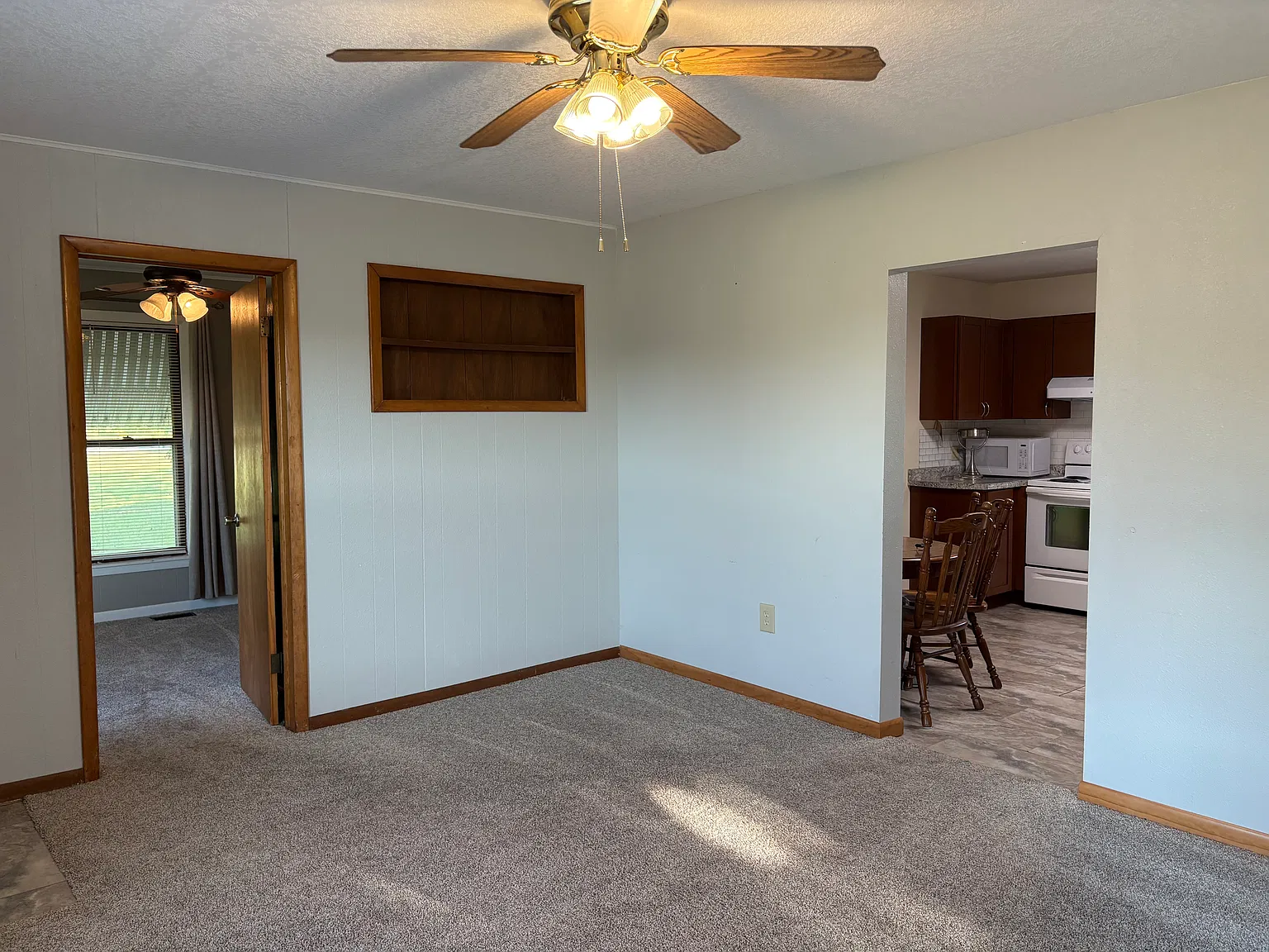 1 bed, 820 sqft, $750 — Photo 4