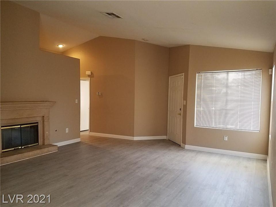 1st image of 1809 La Villa Dr