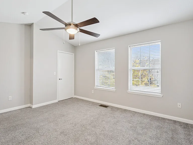 Maple Grove Villas — Photo 12