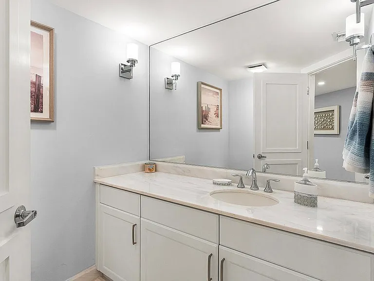 100 Lakeshore Dr #252 — Photo 20