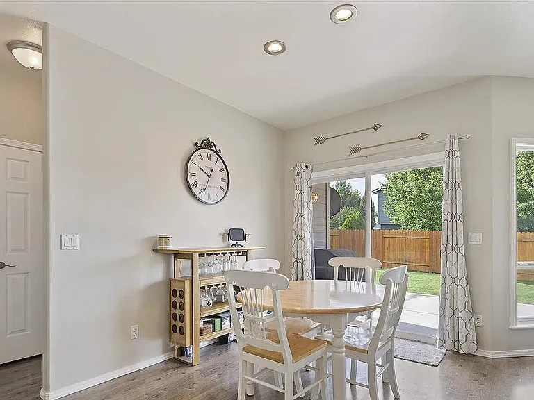 1845 E Griffon St — Photo 10