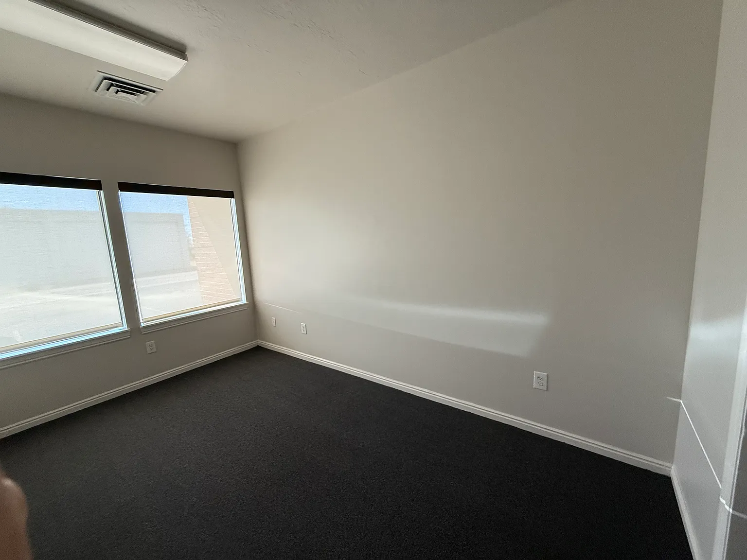 6 bed, 1100 sqft, $1,500 — Photo 2