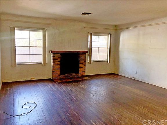2nd image of 5544 Fallbrook Ave