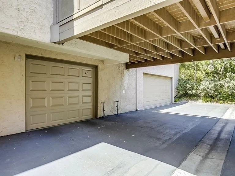 8750 Villa La Jolla Dr #71 — Photo 6