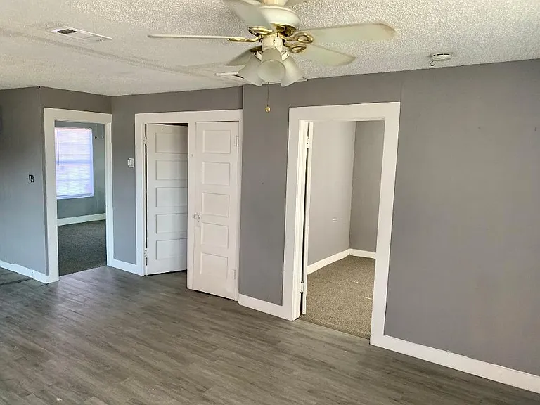 110 Pueblo St — Photo 3