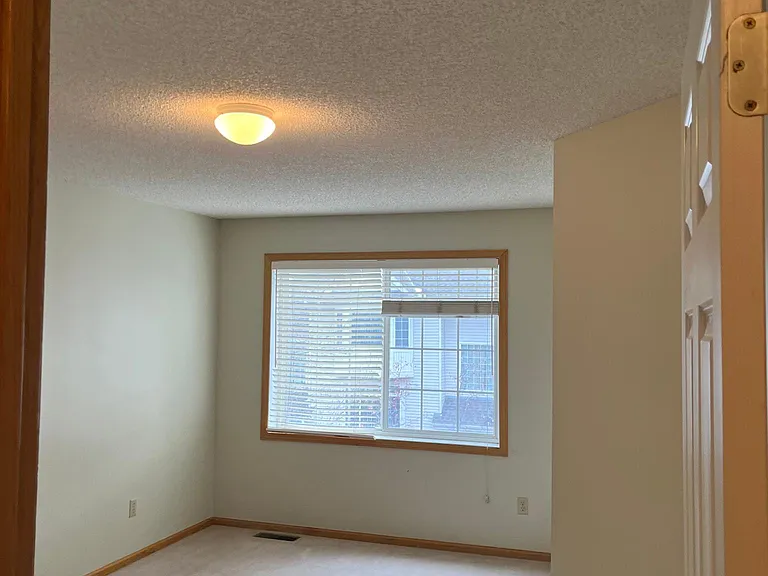 2563 Eagle Trace Ln — Photo 8