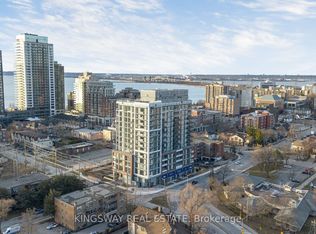 2088 James St #207, Burlington, ON L7R 0G7