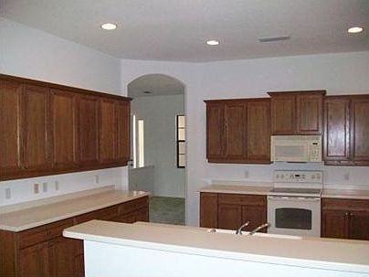 2nd image of 24449 Lakeview Pl