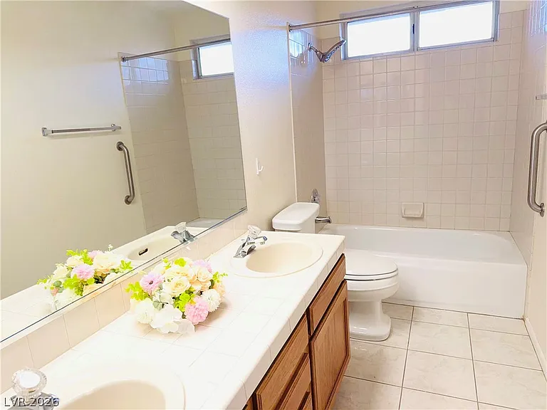 8405 Justine Ct — Photo 48
